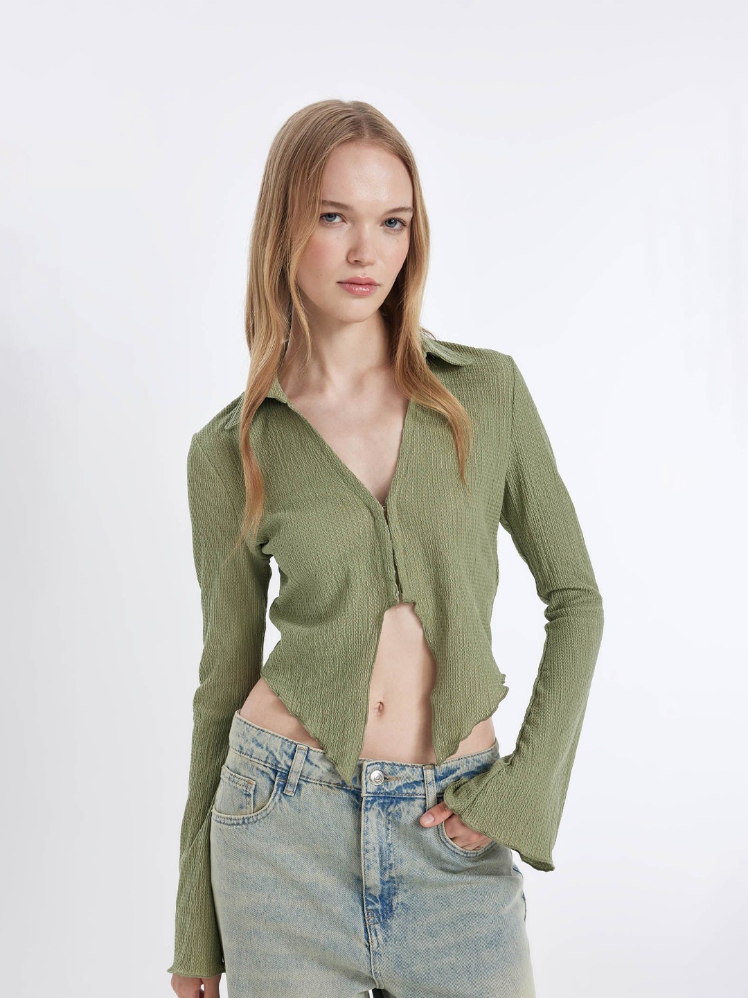 

DeFacto Women Opaque Casual Shirt, Na