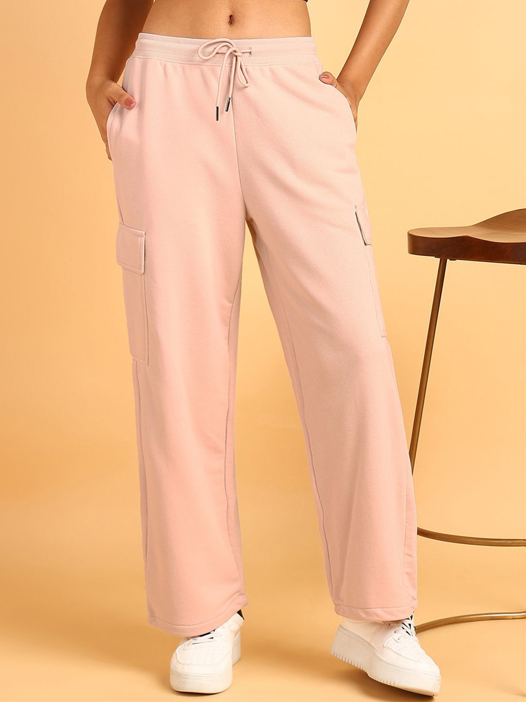 

Alan Jones Women Mid-Rise Cargo Track Pants, Pink