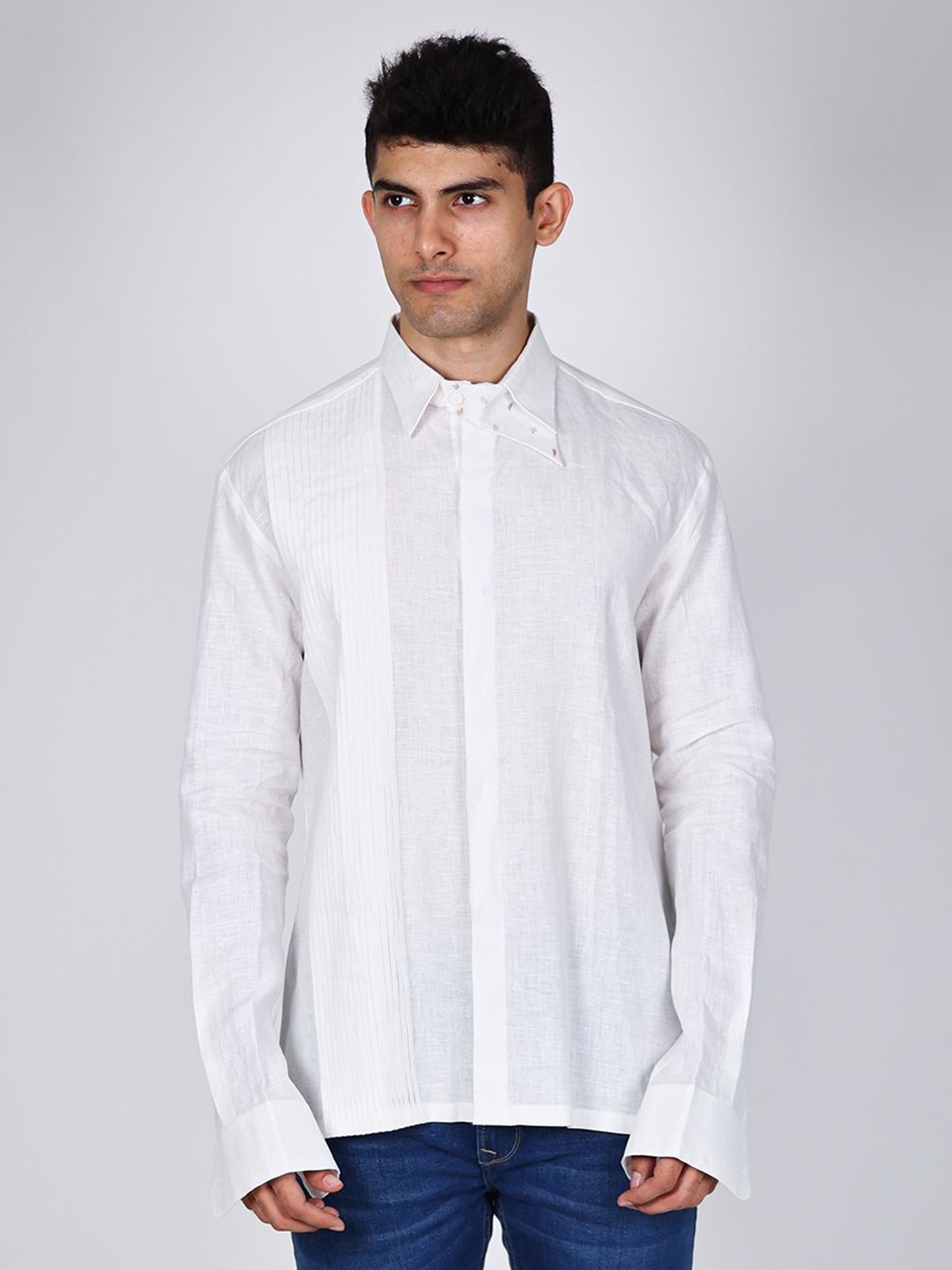 

Arya Giri Men Spread Collar Solid Linen Casual Shirt, White