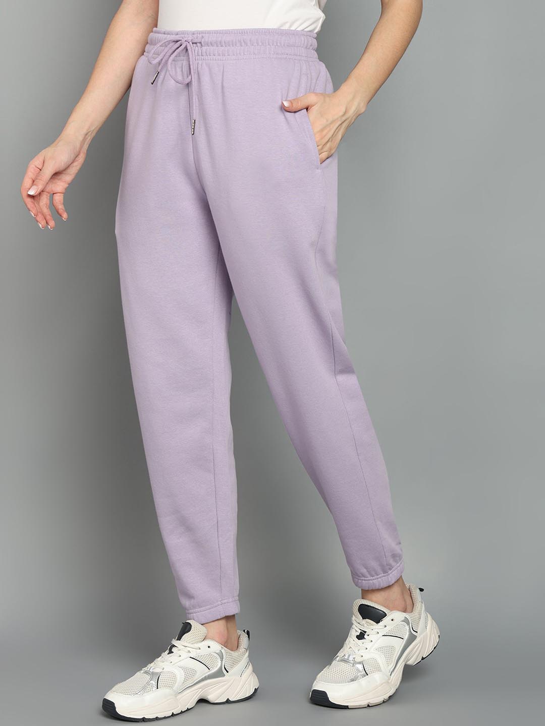 

Alan Jones Women Mid-Rise Joggers, Lavender