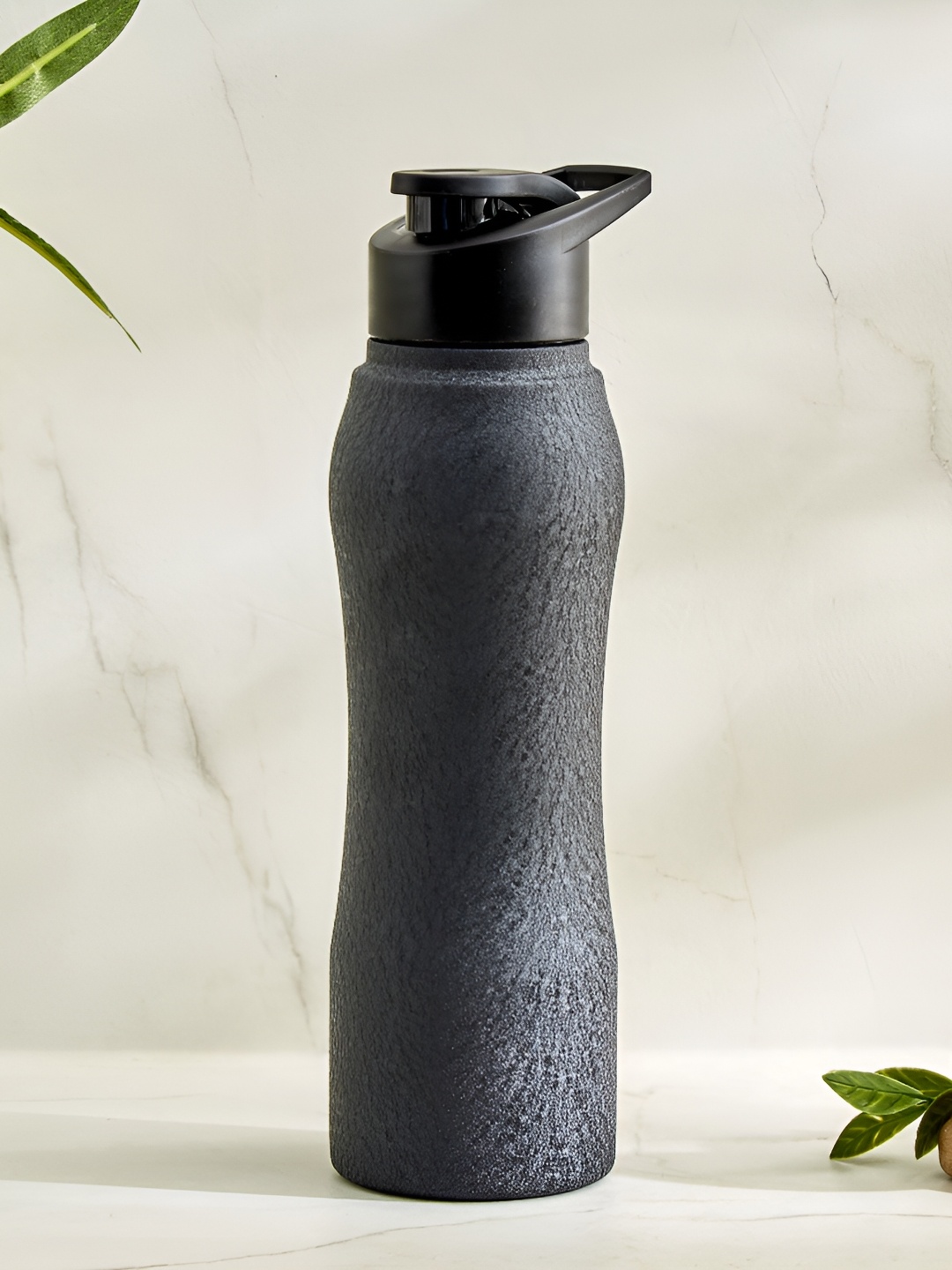 

Home Centre Corsica Fiesta Black Single Stainless Steel Water Bottle 750 ml