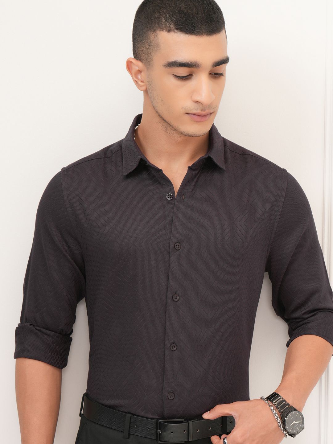 

Highlander Men Dobby Textured Solid Day Occasion Shirt, Green