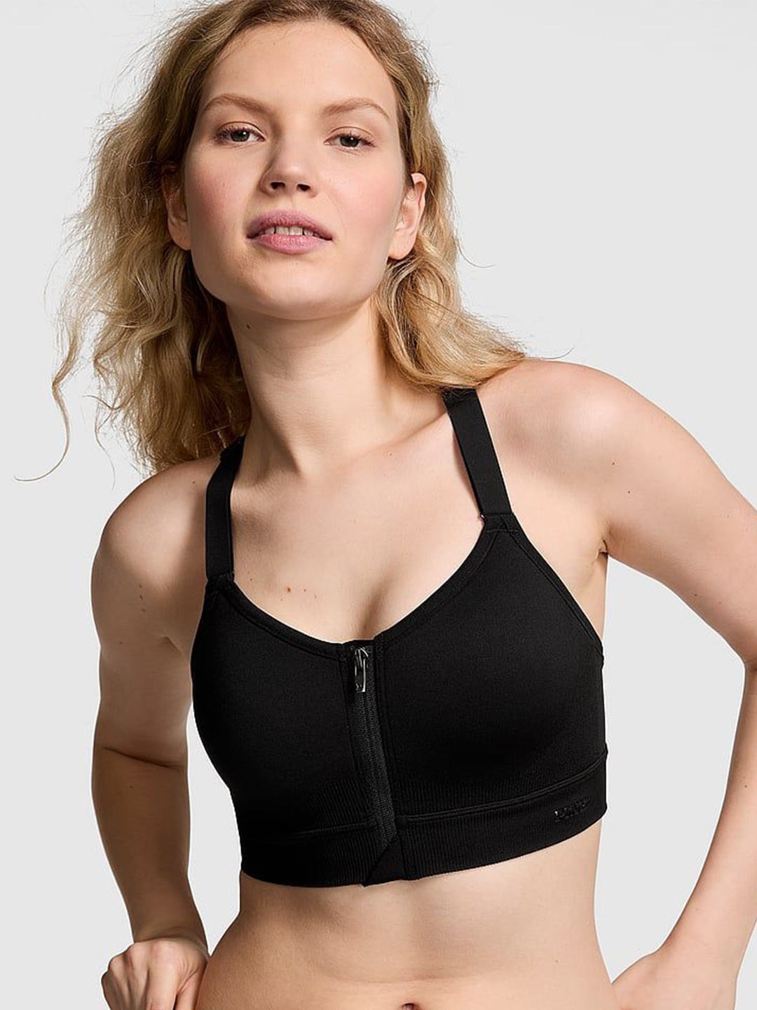 

Victoria's Secret Medium Coverage Lightly Padded Air High-Impact Sports Bra, Black