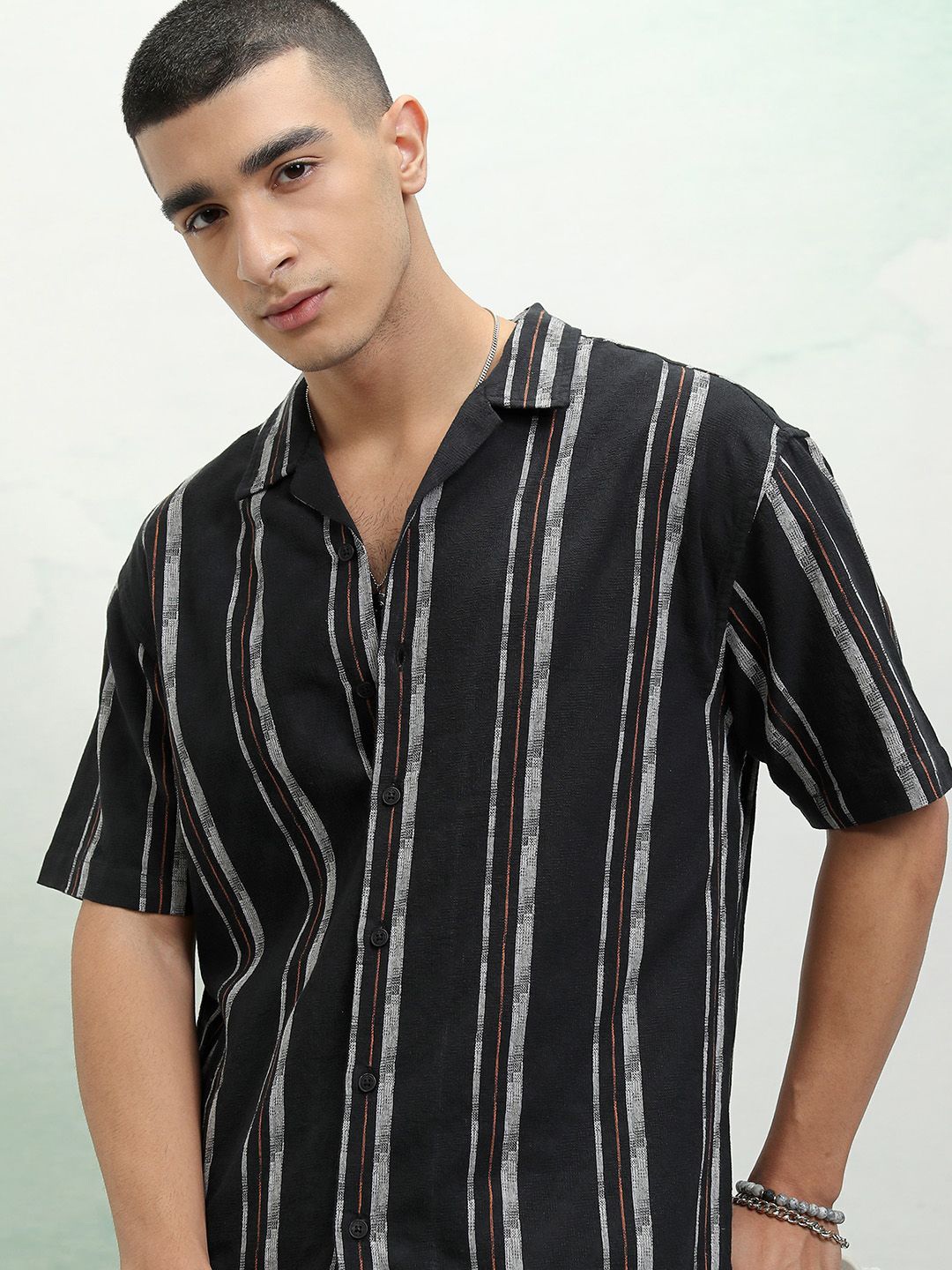 

Highlander Men Black Dobby Textured Striped Cuban Collar Relaxed Shirt