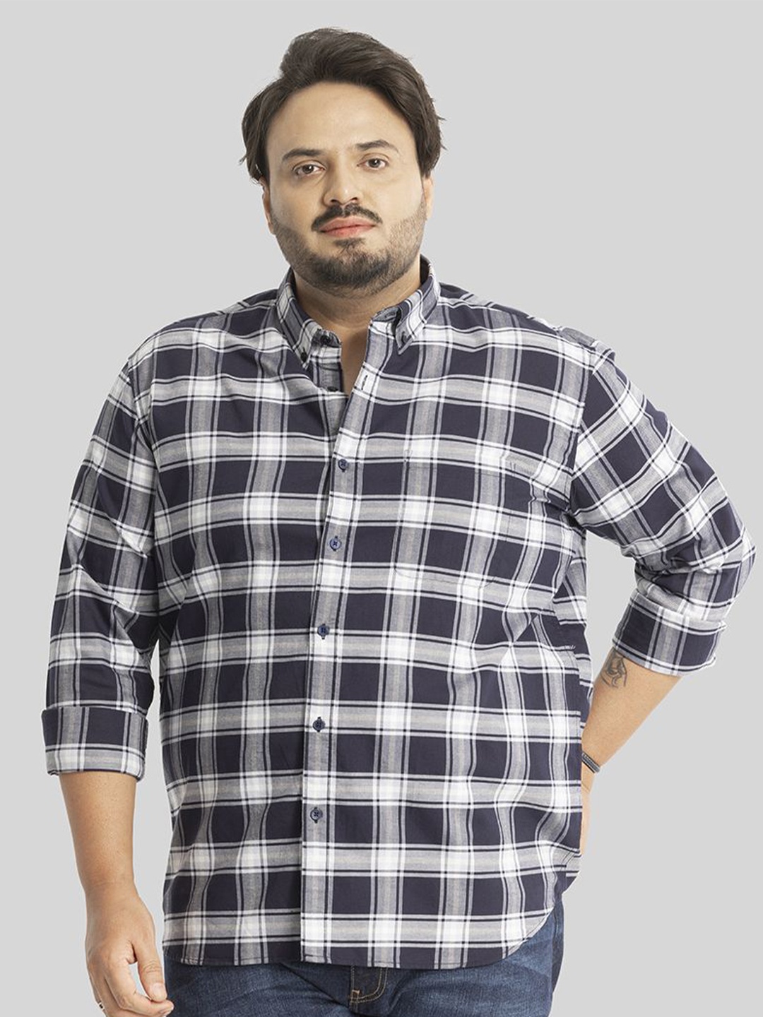 

Snitch Plus Size Men Relaxed Tartan Checks Opaque Checked Casual Shirt, Navy blue