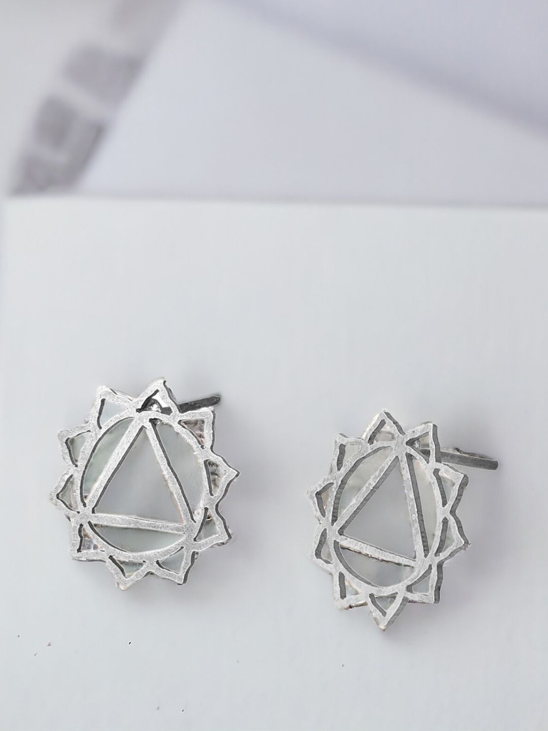 

Goldnera Sterling Silver Studs