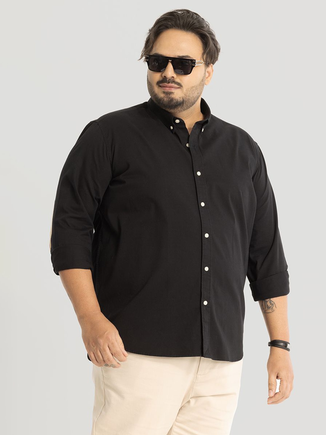 

Snitch Plus Size Men Relaxed Opaque Casual Shirt, Black