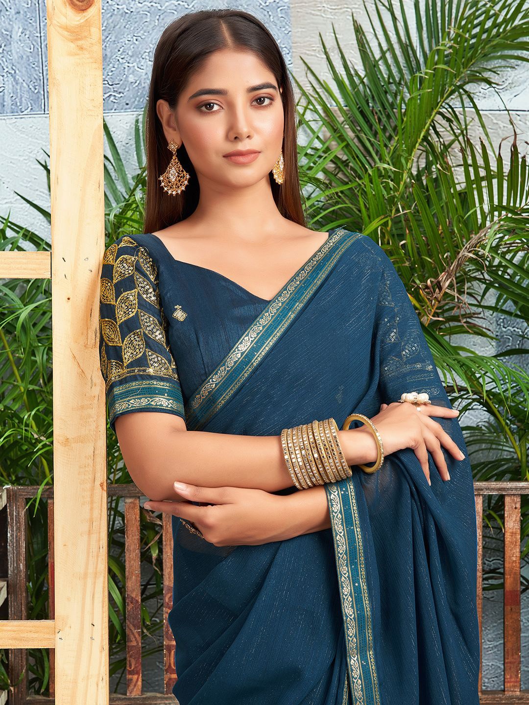 

KALINI Ethnic Motifs Sequinned Striped Pure Chiffon Saree, Blue