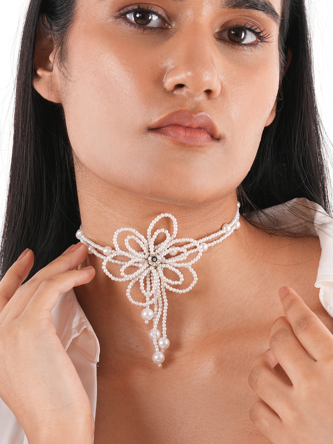 

D'oro Kvetina Pearl Beaded Choker Necklace, White