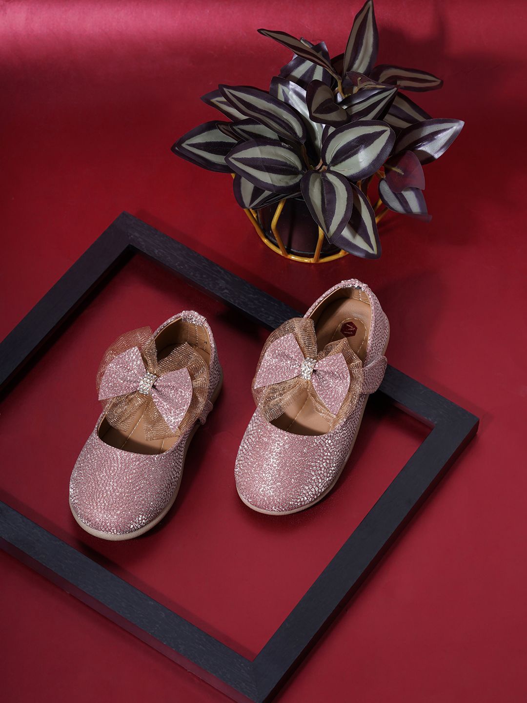 

Minesole Girls Textured PU Ballerinas Flats with Bows, Rose gold