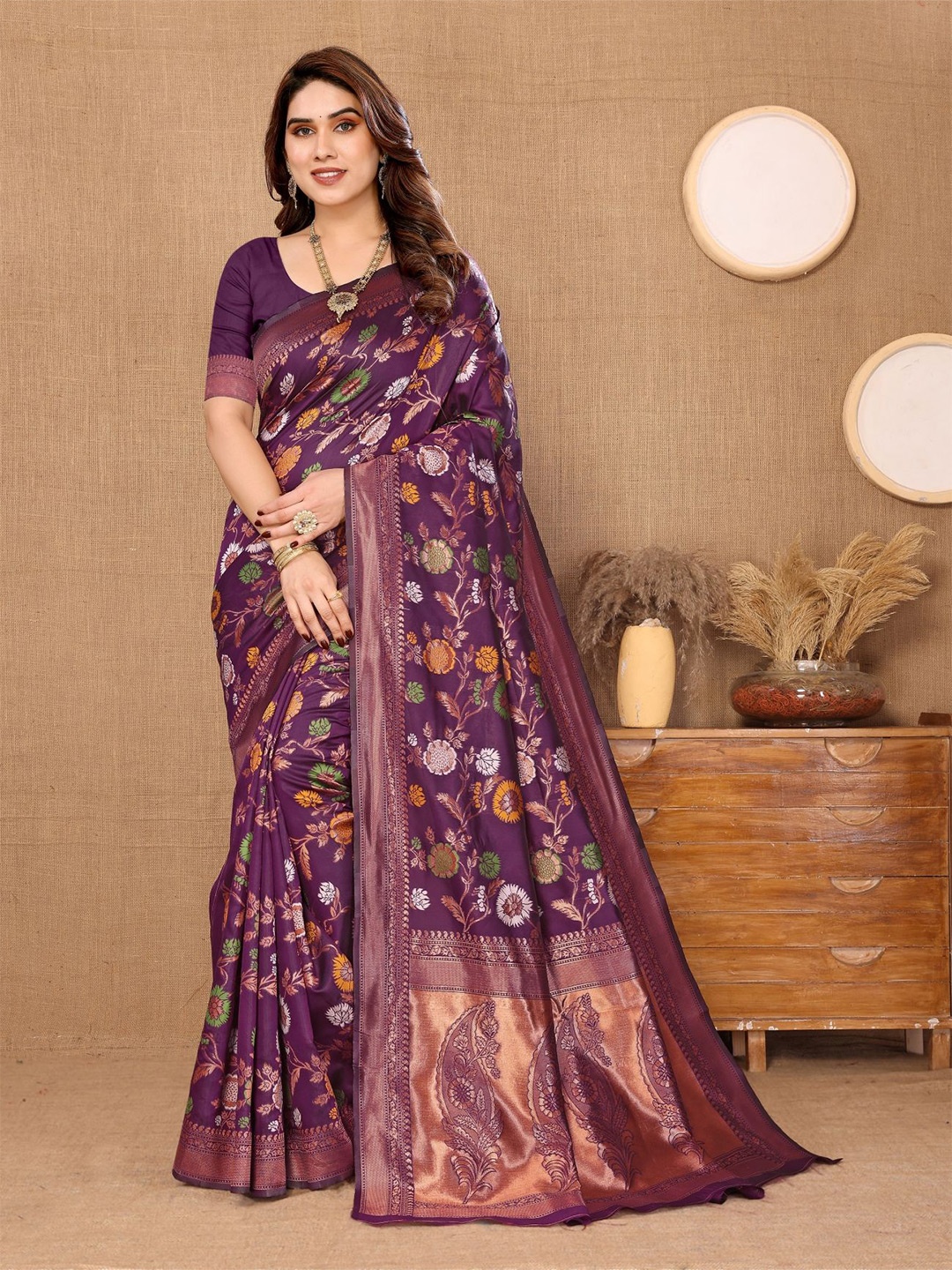 

vj fashion Woven Design Zari Silk Blend Banarasi Saree, Magenta