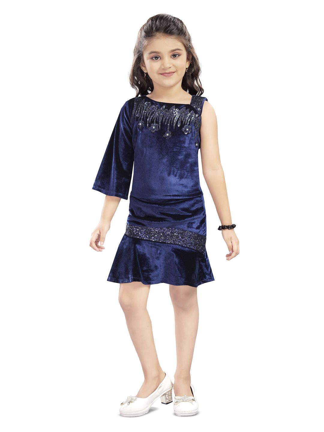 

Lei-Chie Girls Embellished One Shoulder Top With Skirt, Navy blue