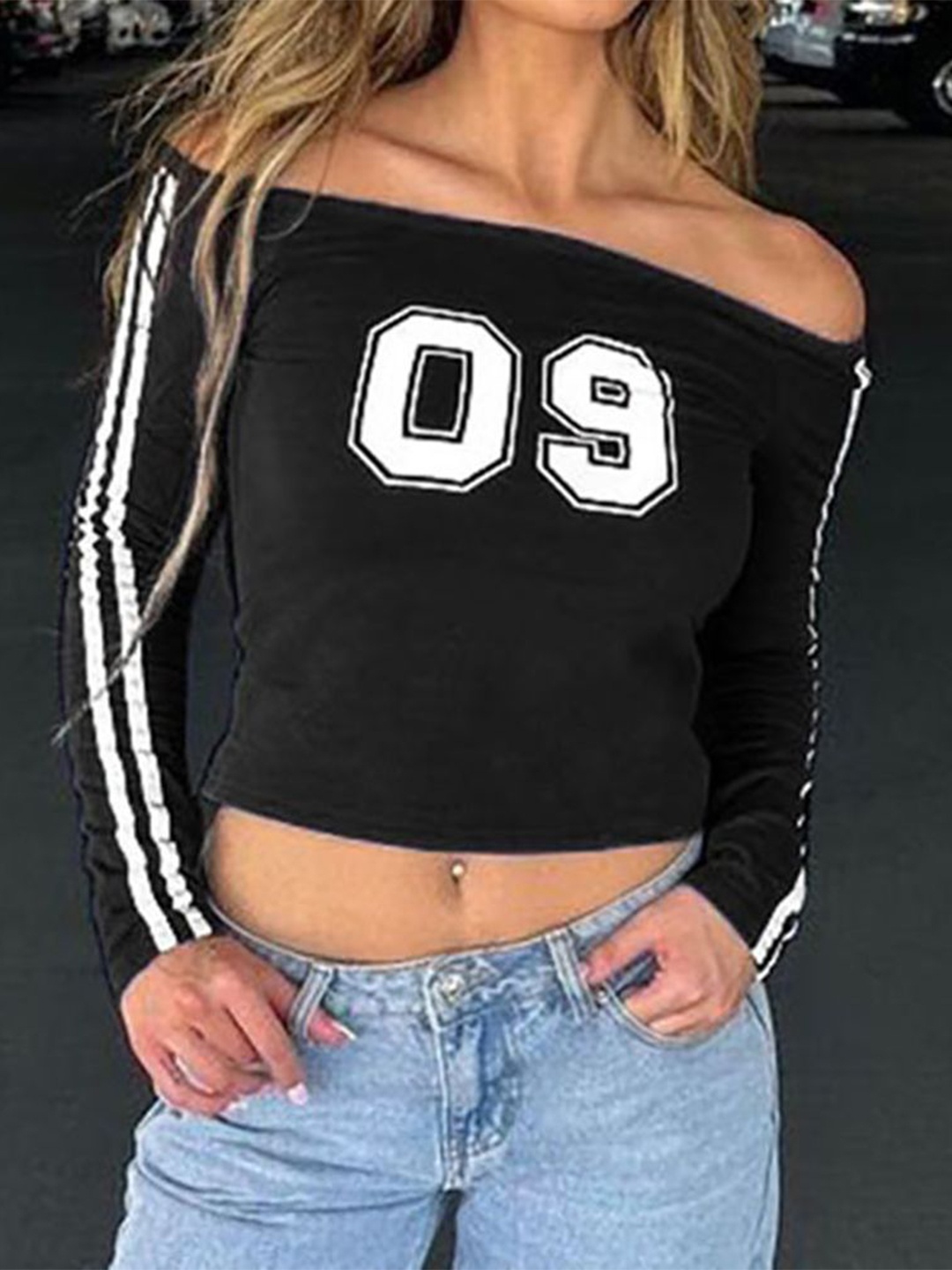 

StyleCast x Revolte Print Top, Black
