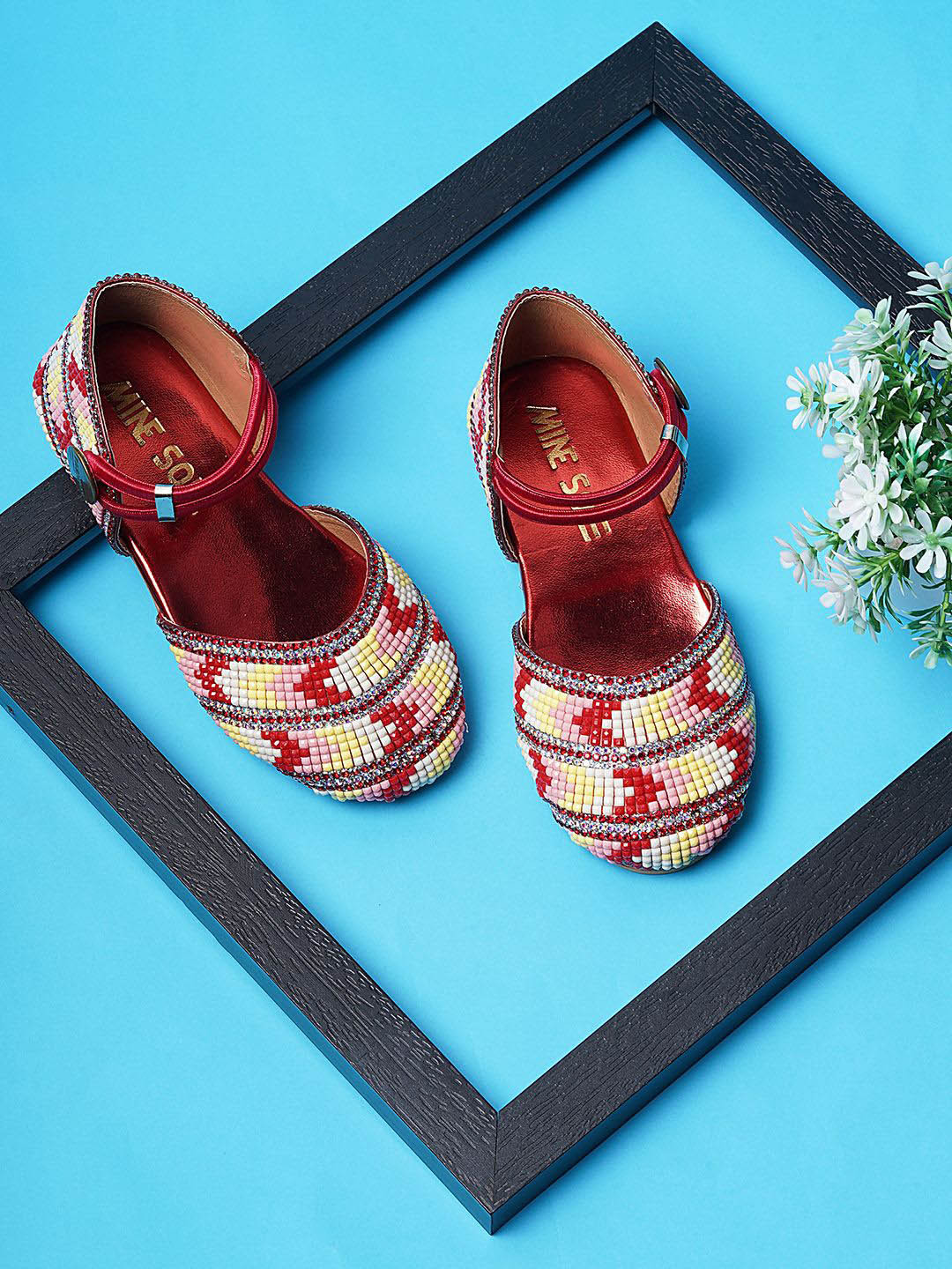 

Minesole Girls PU Flatforms, Red