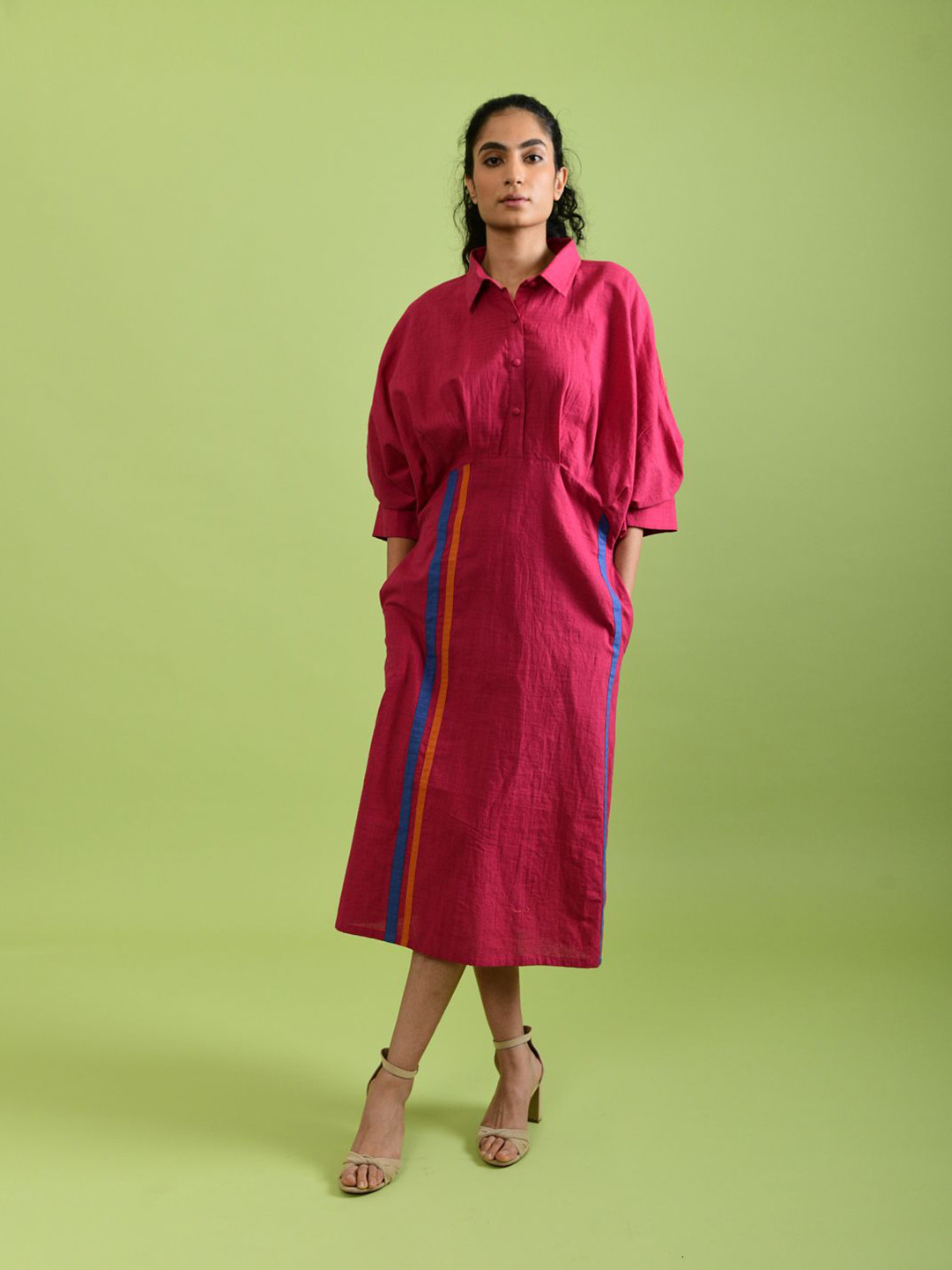 

Rias Jaipur Solid Midi A-Line Dress With Button Closure, Magenta