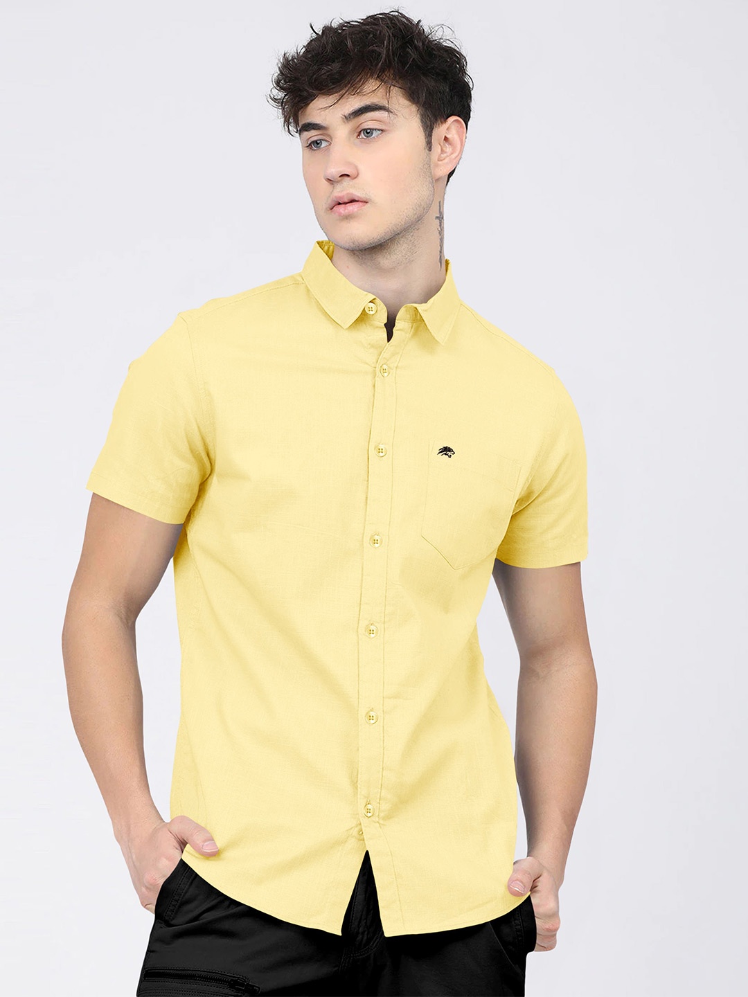 

BRUCEWANE Men Standard Opaque Semiformal Shirt, Yellow