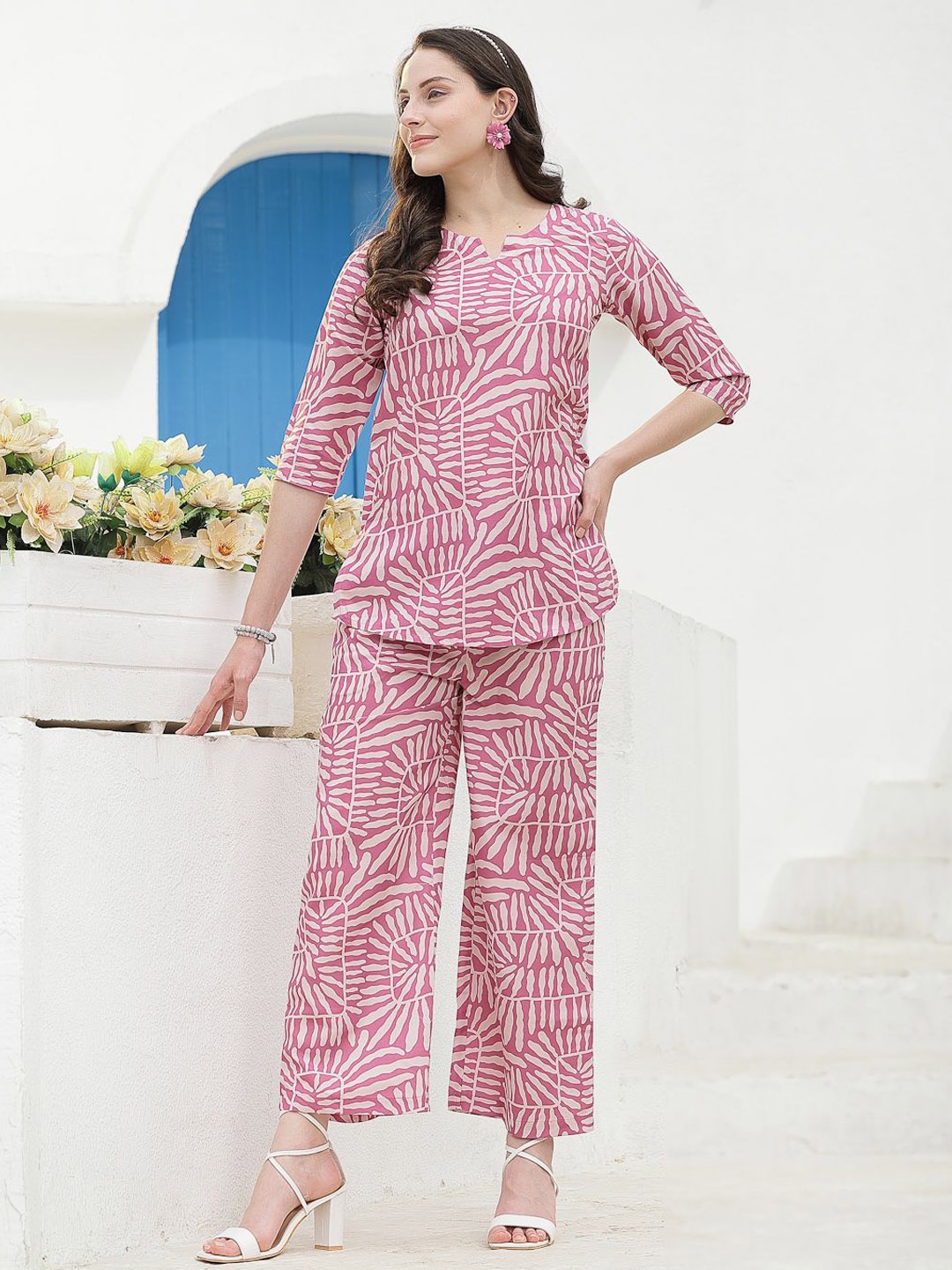 

KALINI Floral Printed Top With Trouser, Pink