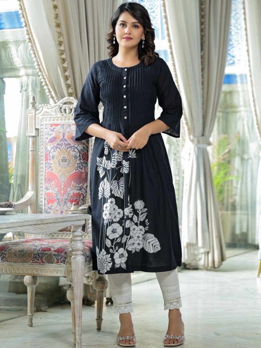 

Juniper Floral Printed Round Neck Cotton Pleated A-Line Kurta, Black