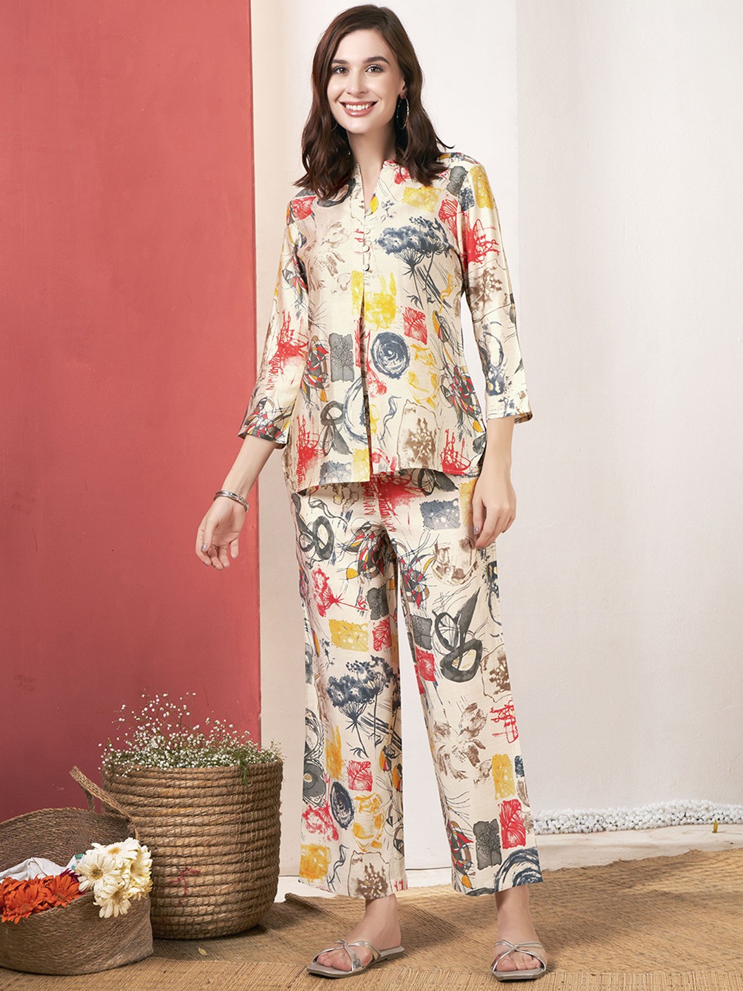 

Anouk White Floral Printed Mandarin Collar Top With Trousers