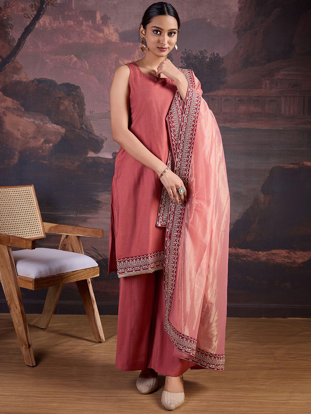 

House of Pataudi Sequinned Sleeveless Kurta And Palazzo With Dupatta, Peach