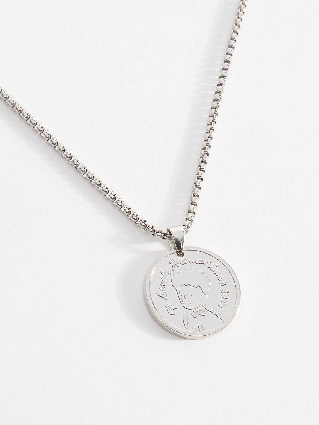

THE BEAR HOUSE Men Silver Plated Lovely Princess Pendant Chain With Lobster Closure