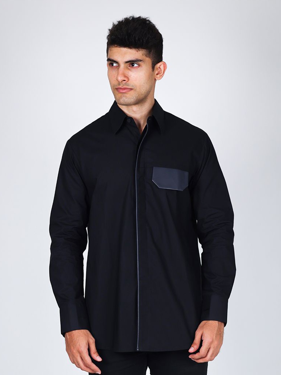 

Arya Giri Men Spread Collar Solid Cotton Casual Shirt, Black