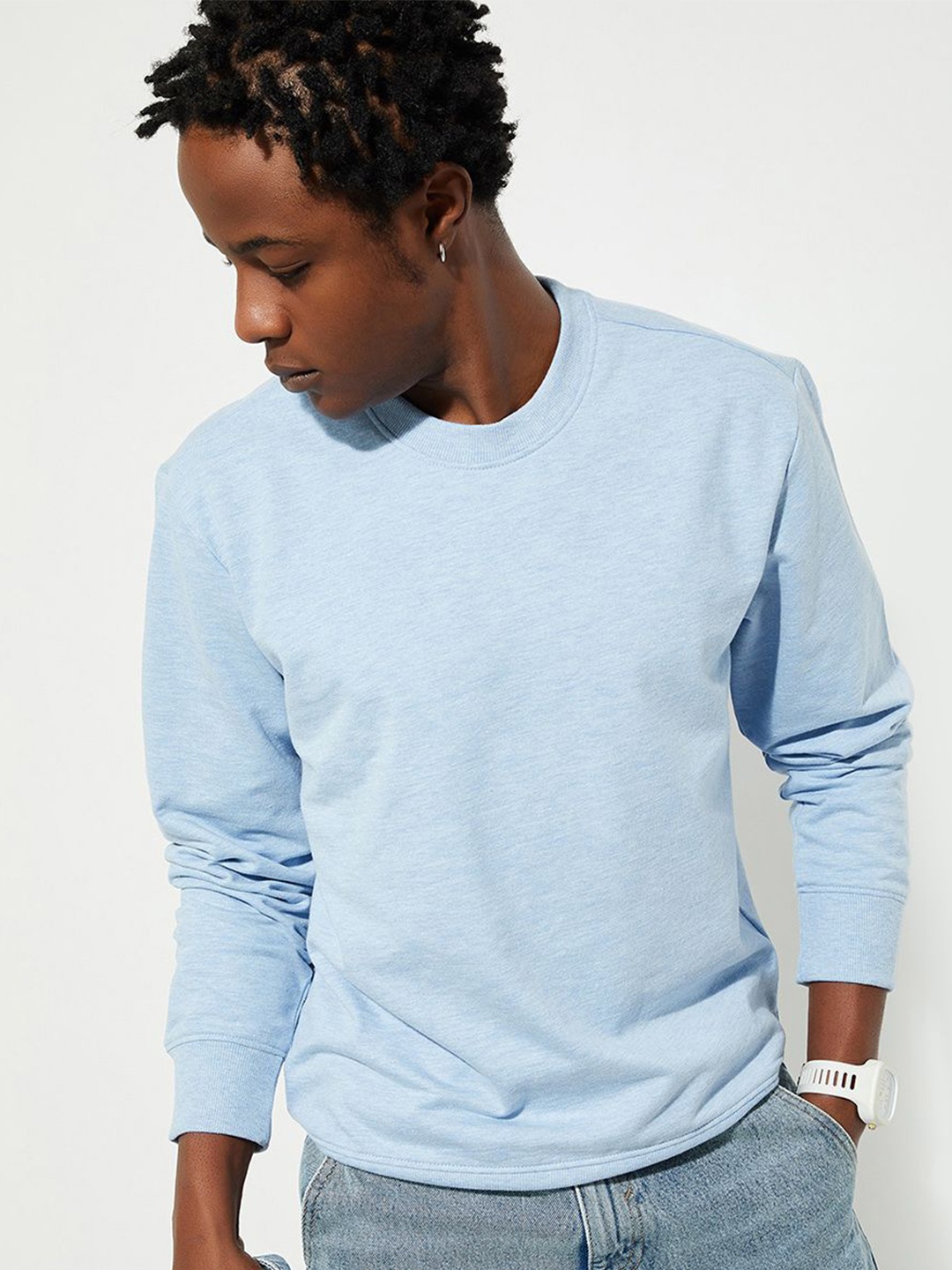 

max URB_N Men Solid Sweatshirt, Blue