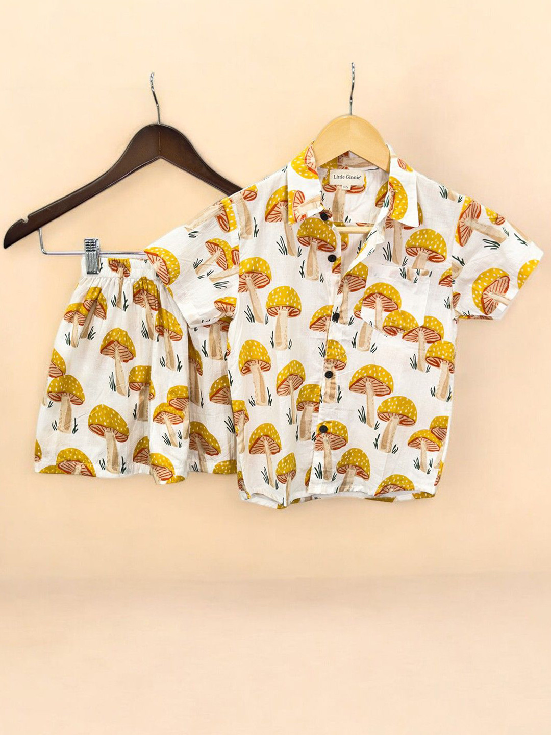 

LITTLE GINNIE Kids Printed Pure Cotton Shirt with Shorts, White