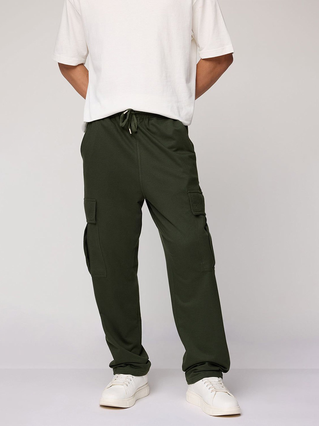 

FREAKINS Men Loose Fit Pure Cotton Cargo Trousers, Green
