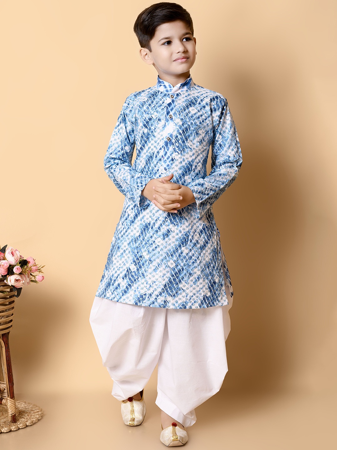 

NFC CREATION Boys Abstract Embroidered Mandarin Collar Sequinned Kurta With Patiala, Blue