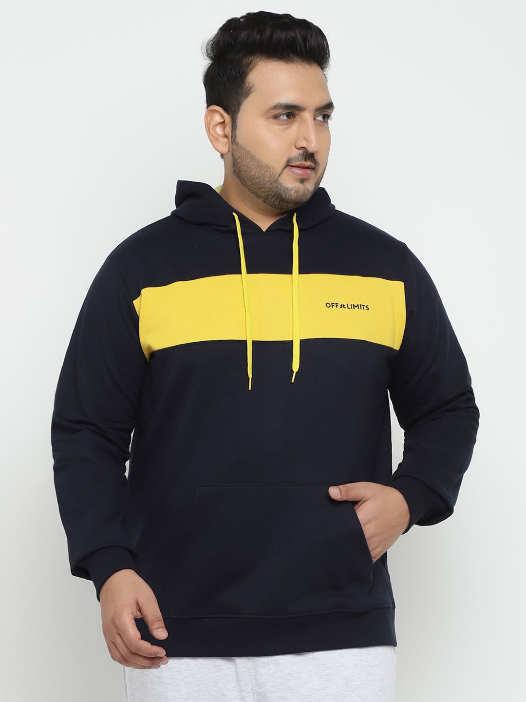 

OFF LIMITS Men Plus Size Colourblocked Hooded Sweatshirt, Navy blue