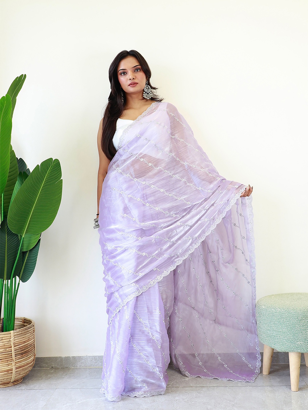 

Anouk Floral Embroidered Silk Blend Saree, Lavender