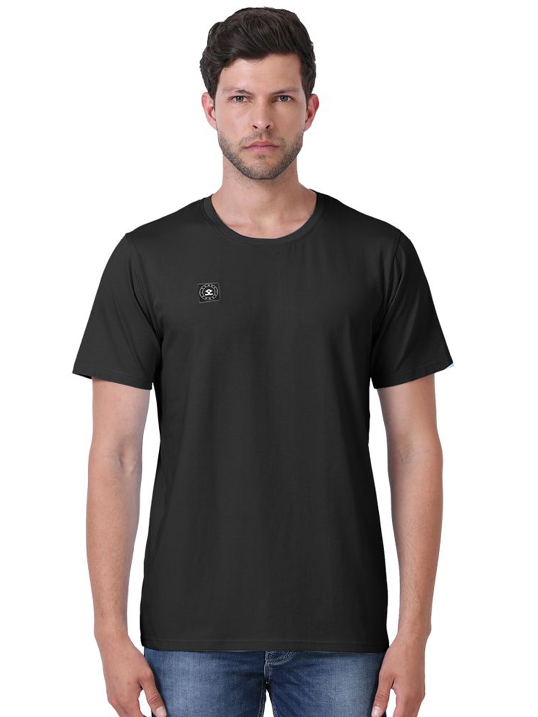 

Shrey Men Solid Round Neck T-Shirt, Black