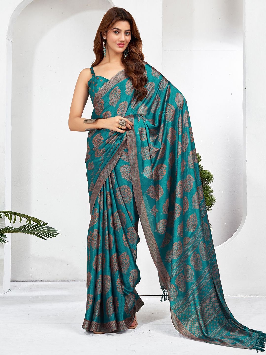 

KALINI Ethnic Motifs Satin Dabu Saree, Teal