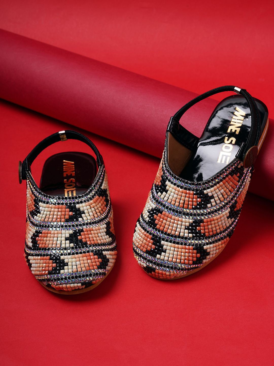

Minesole Girls PU Flatforms, Multi