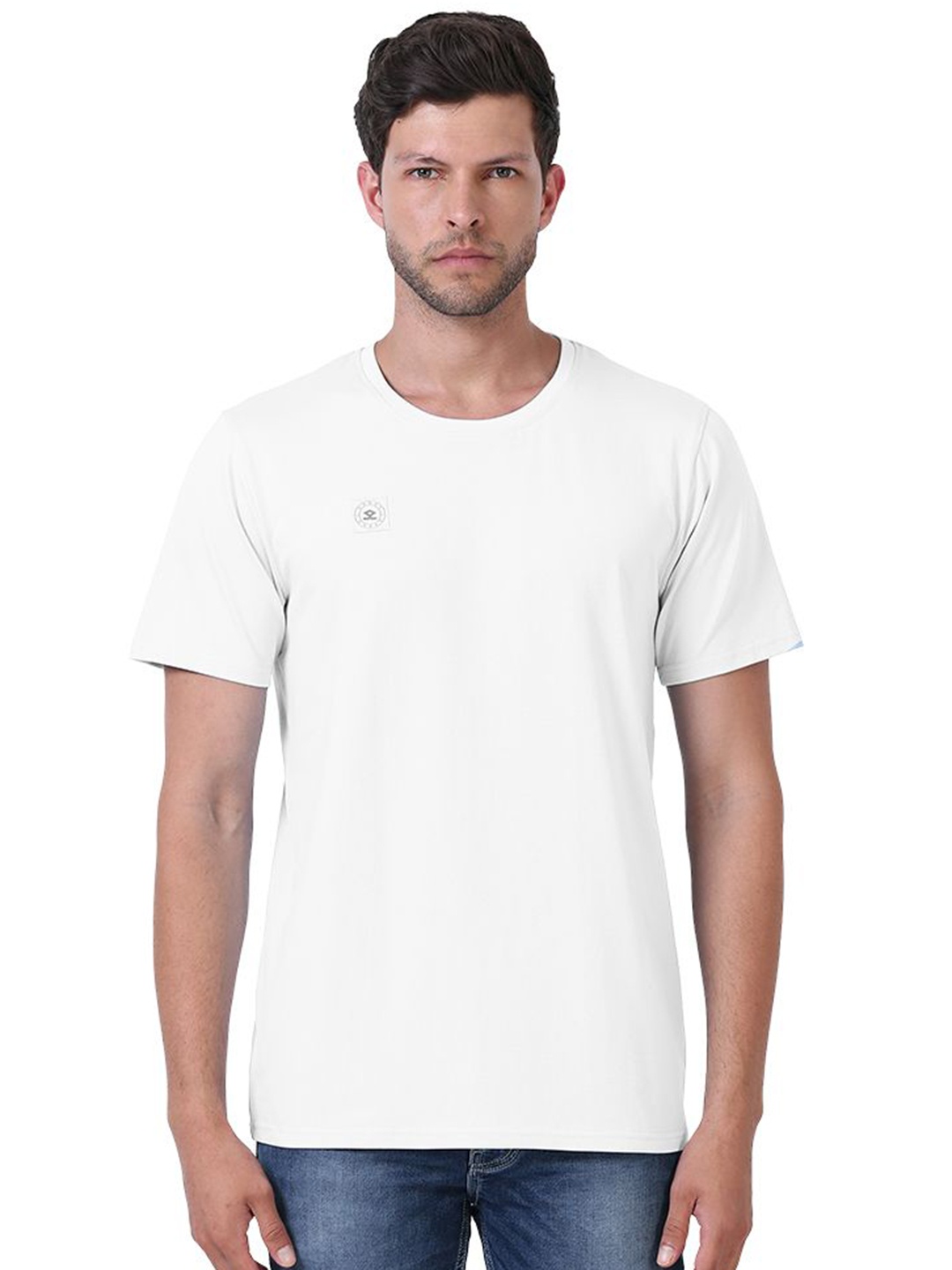 

Shrey Men Solid Round Neck T-Shirt, White