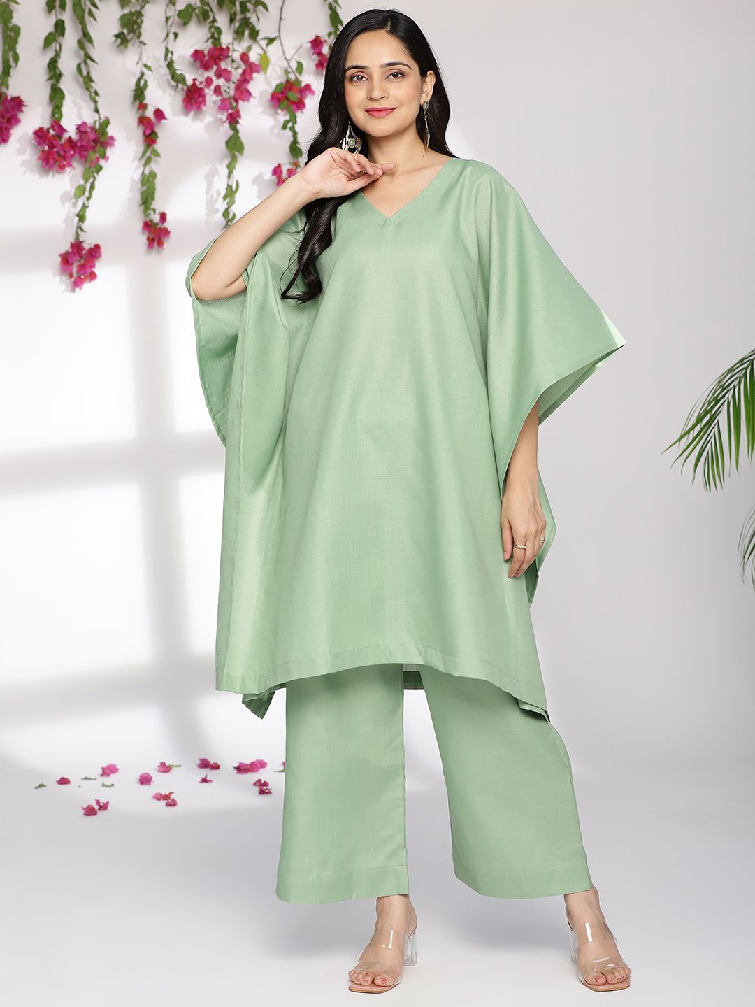 

LetsDressUp V Neck Cotton Kimono Sleeves Kaftan Kurta, Green