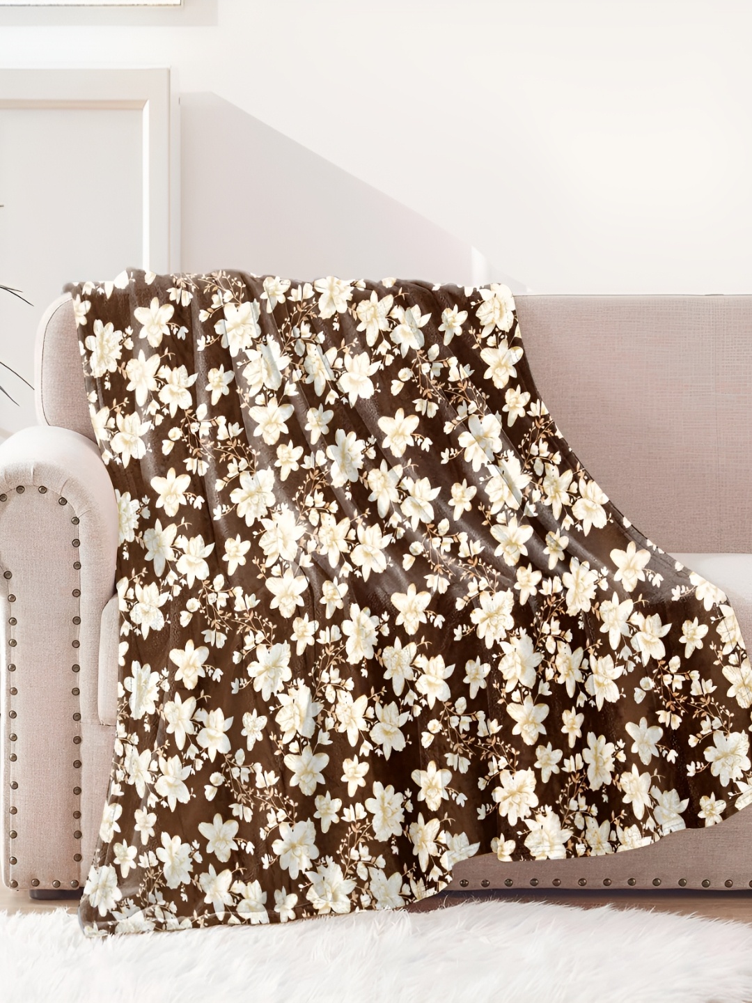 

RRC Brown & White Printed 3 Seater Sofa Throw