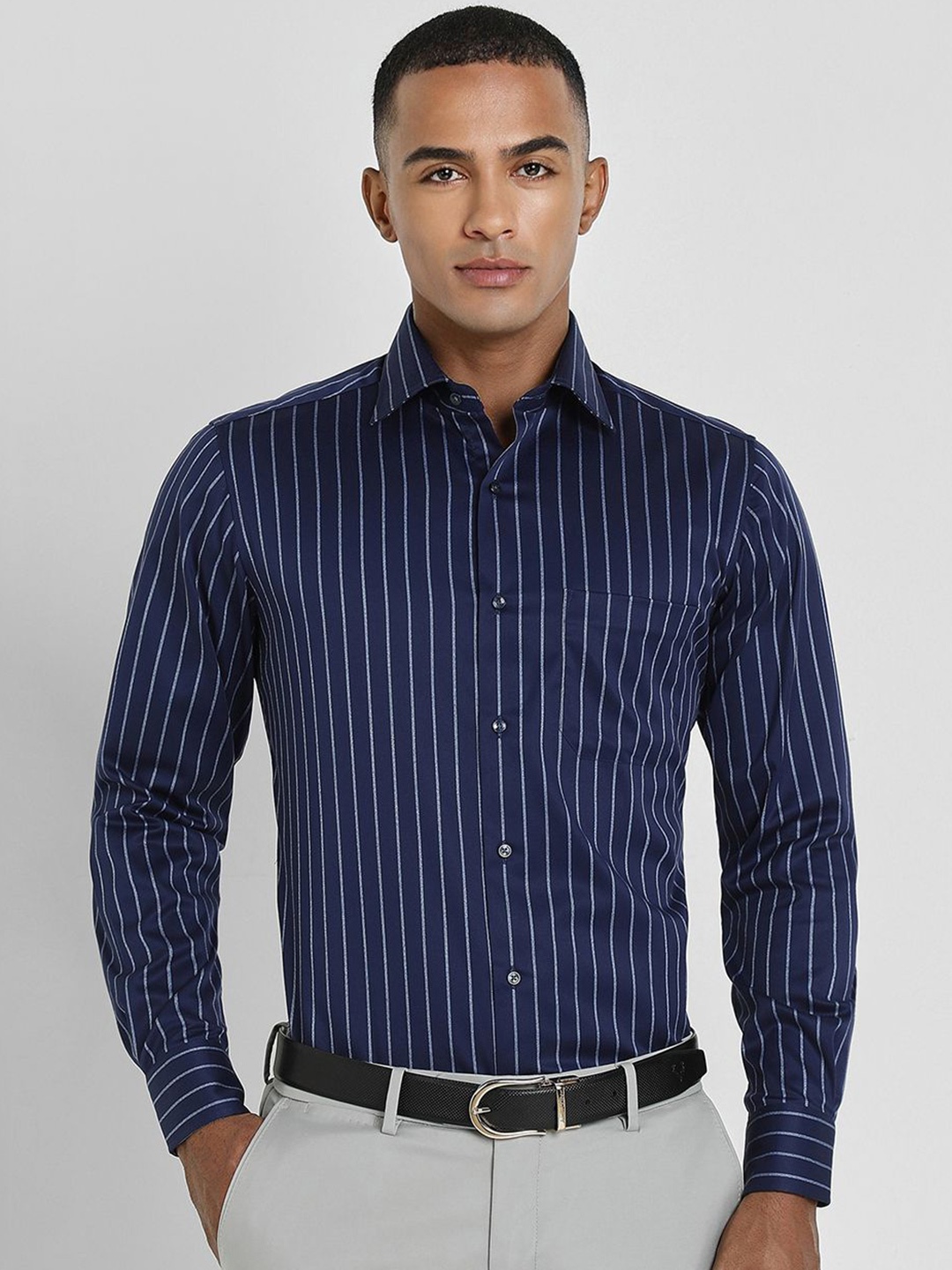 

Allen Solly Sport Men Spread Collar Striped Cotton Formal Shirt, Navy blue