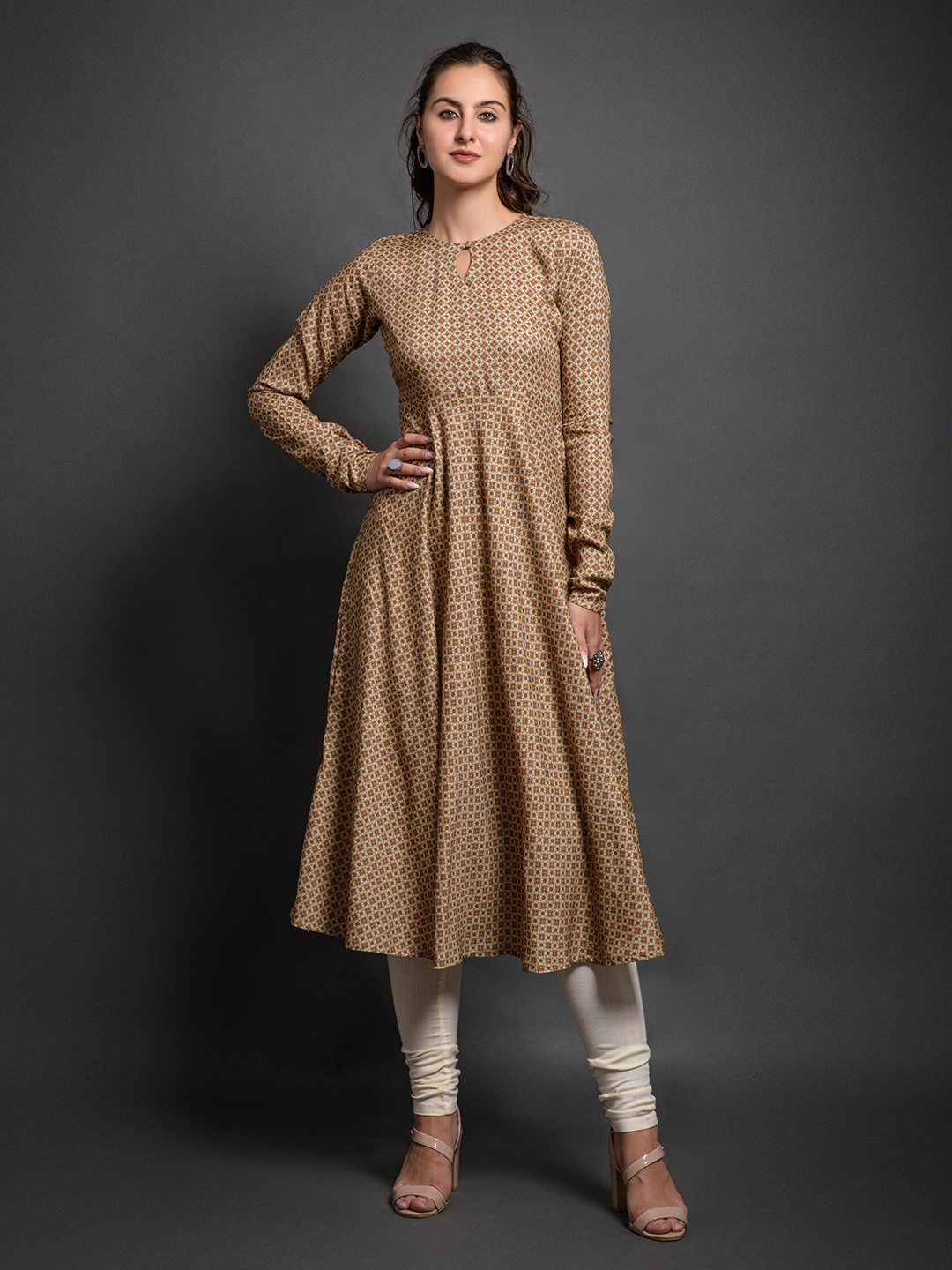 

CLIW Printed Anarkali Kurta, Beige