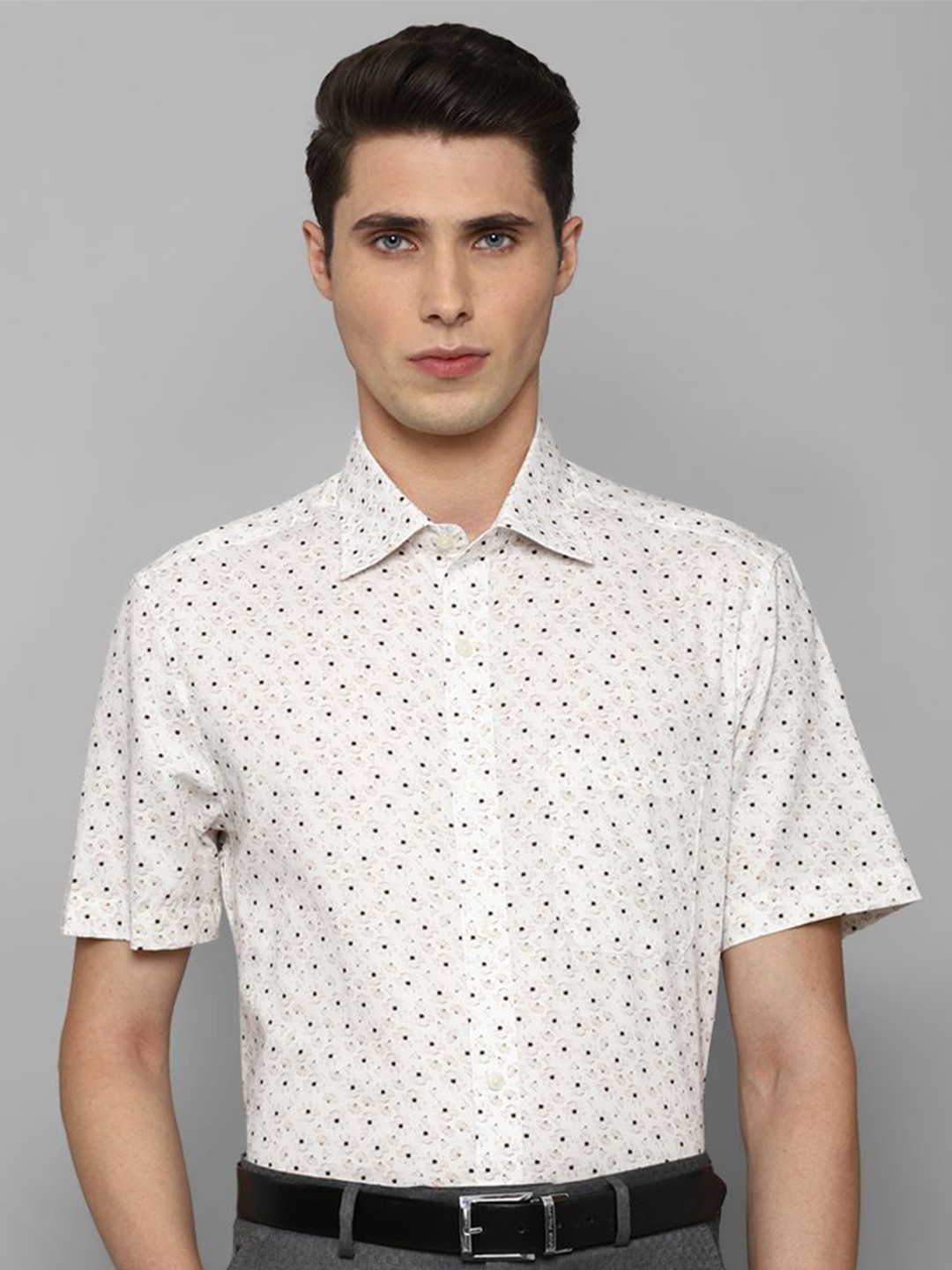 

Louis Philippe Men Spread Collar Floral Printed Cotton Formal Shirt, White