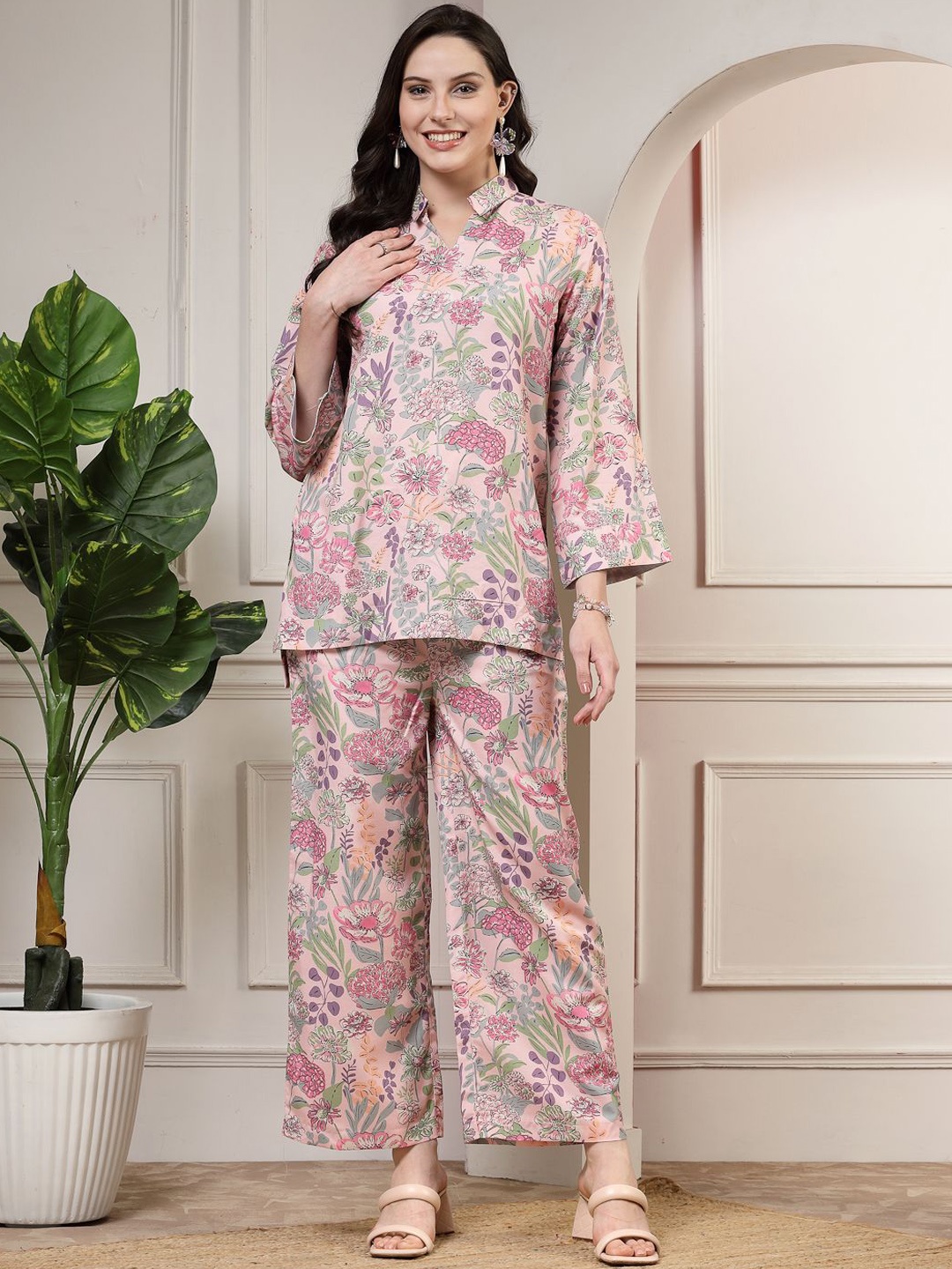 

KALINI Floral Printed Top With Trousers, Pink