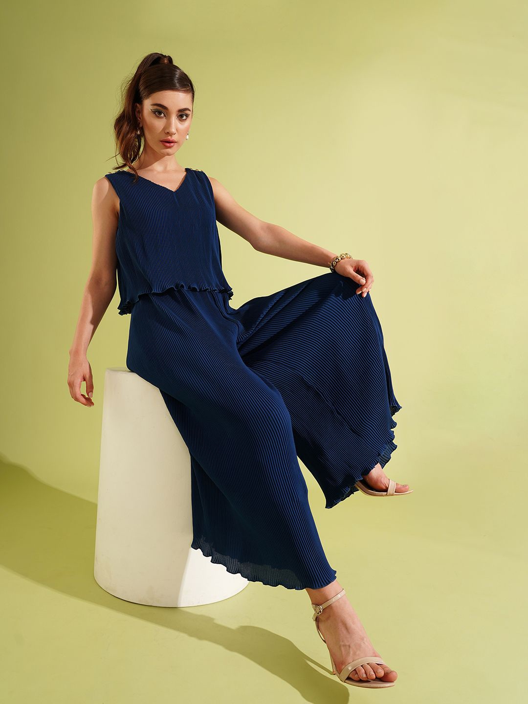 

Globus Women V-Neck Accordion Pleat Jumpsuit, Blue