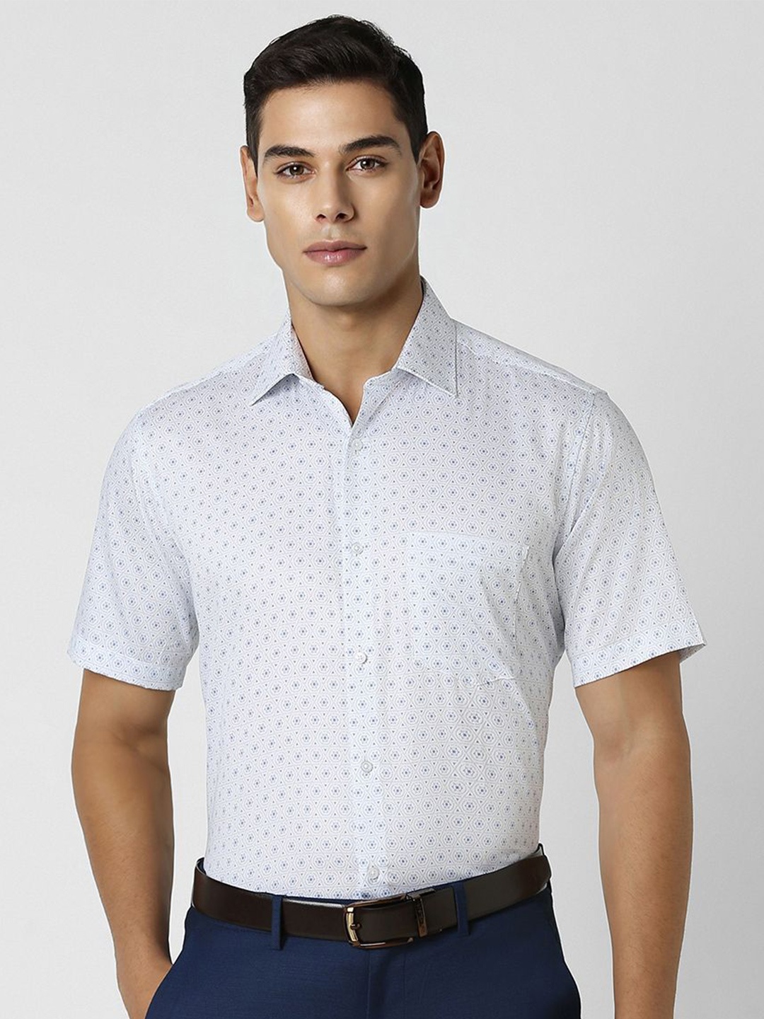 

Van Heusen Men Spread Collar Micro Ditsy Printed Cotton Party Shirt, White