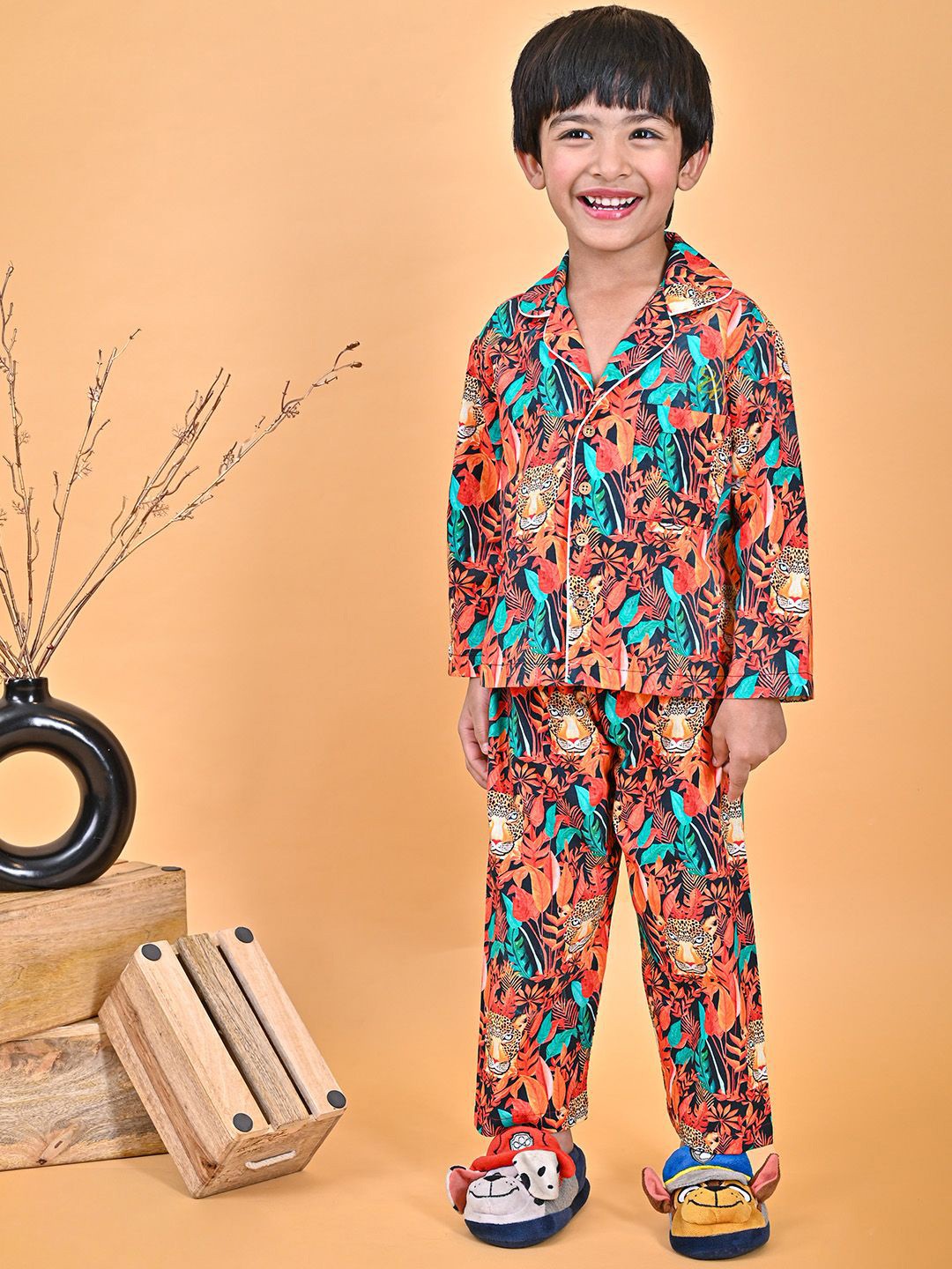 

MOOBA Boys Printed Night suit, Red
