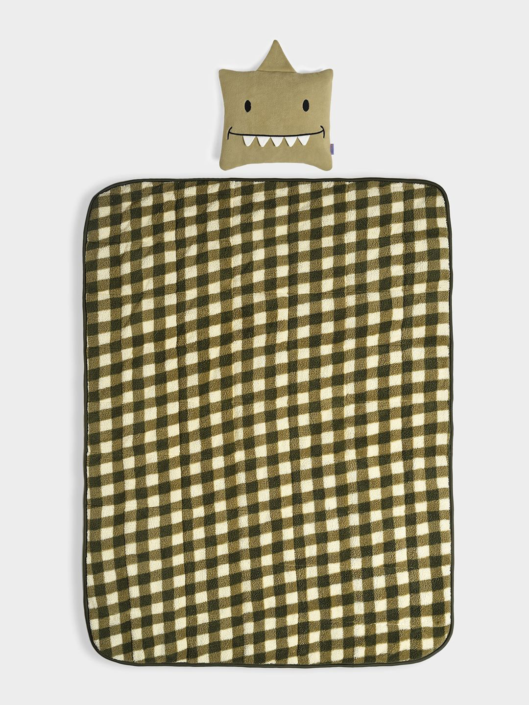 

MiArcus Green Checked Quilt & Pillow Set