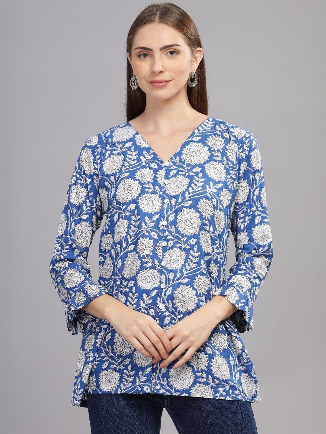 

THE VASILIKI Women Floral Printed V-Neck Cotton Top, Blue