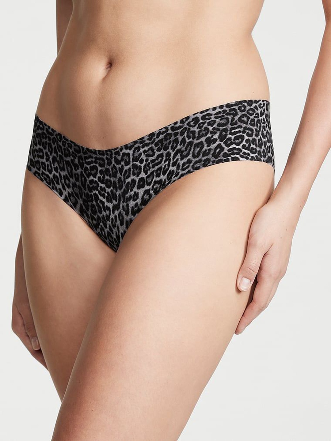 

Victoria's Secret Women No-Show Animal Printed Low Rise Briefs, Black