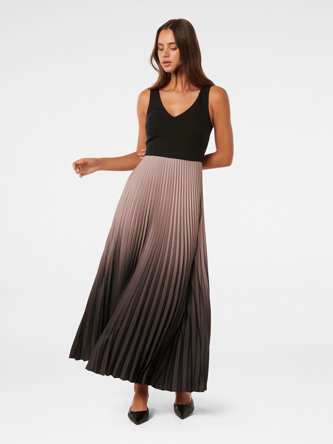 

Forever New Colourblocked Pleated Maxi Dress, Black