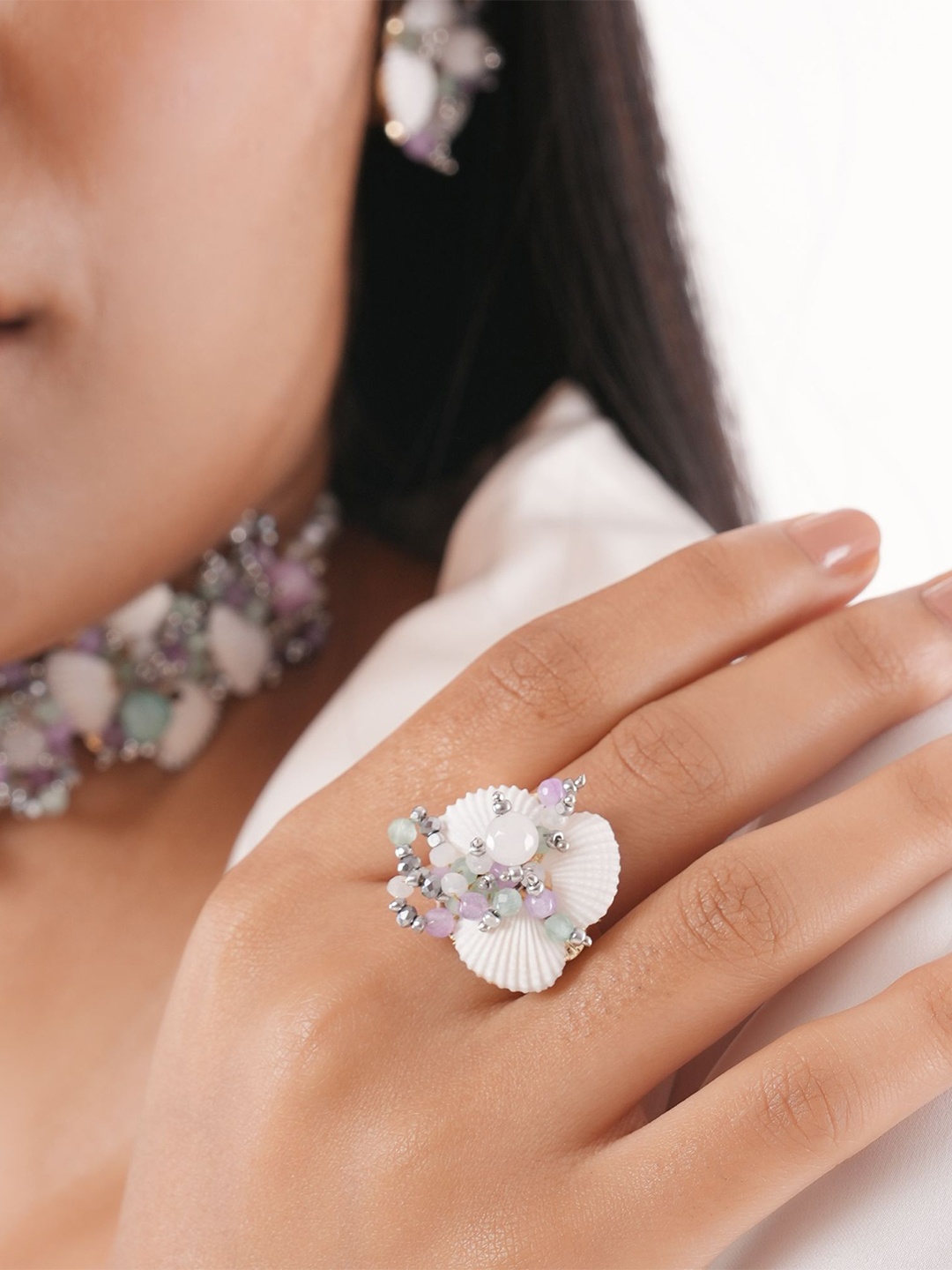 

D'oro Veron Stone-Studded & Beaded Finger Ring, Gold